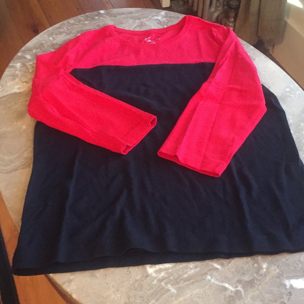 3/4 length sleeve block color tee. Red&black.